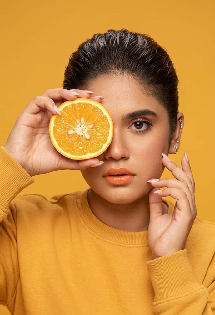 AI Beauty Portrait Orange Lens