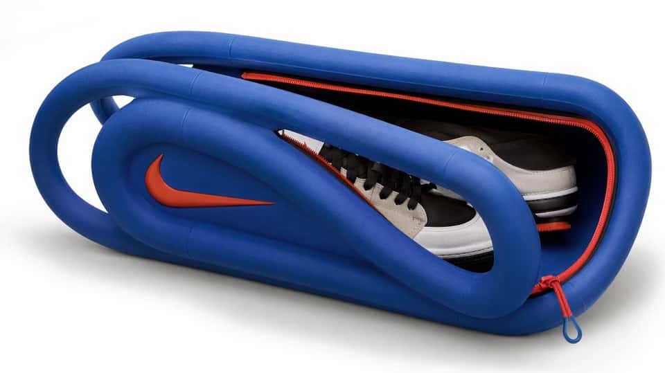 Hyperrealistic Rubber Tubing Product Render