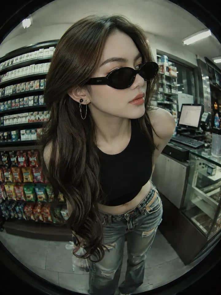 Y2K Street Fashion Fisheye Photo